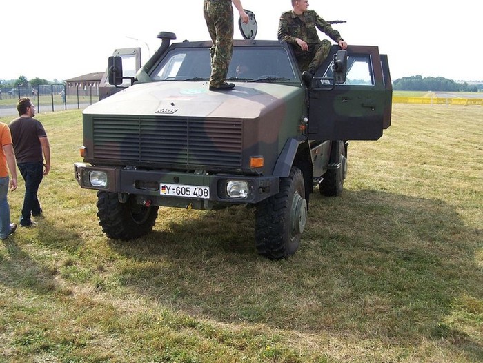 Xe bọc thép chở quân hạng nặng Dingo do Đức sản xuất
